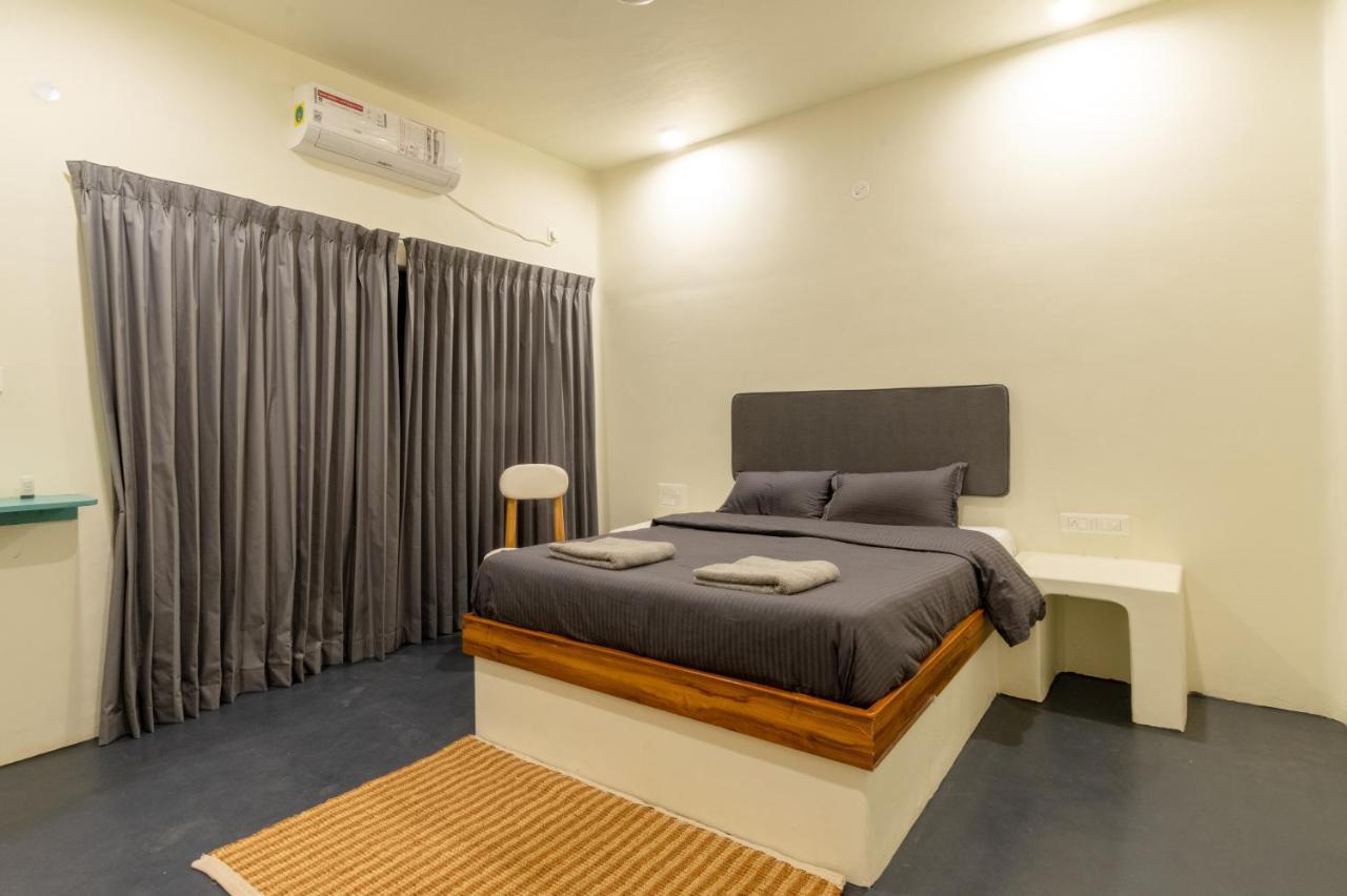 Hotel Tropicopia Mysore Esterno foto